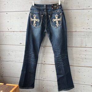 Miss Me, boot cut jeans